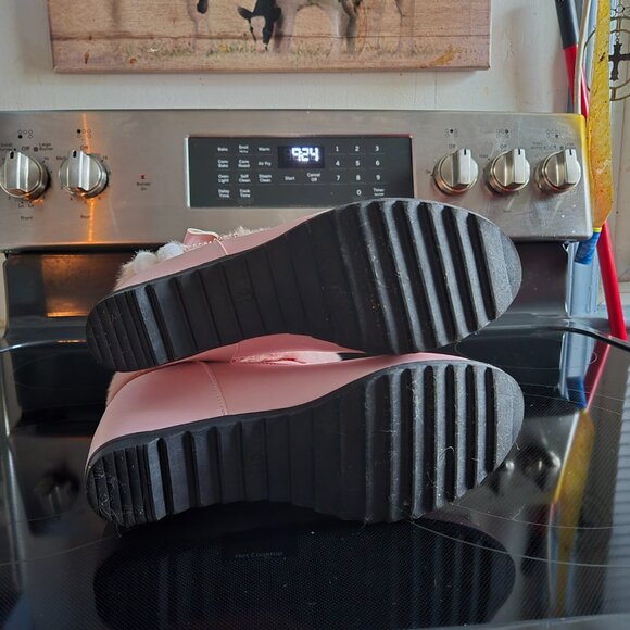 Pink Boots with Bows 8 - Picture 2 of 4